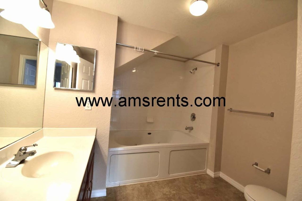 4601 Yellowgold Rd W #8-102 - Photo 7 of 26