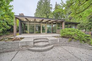 featured image of 2851 Evergreen Point Rd