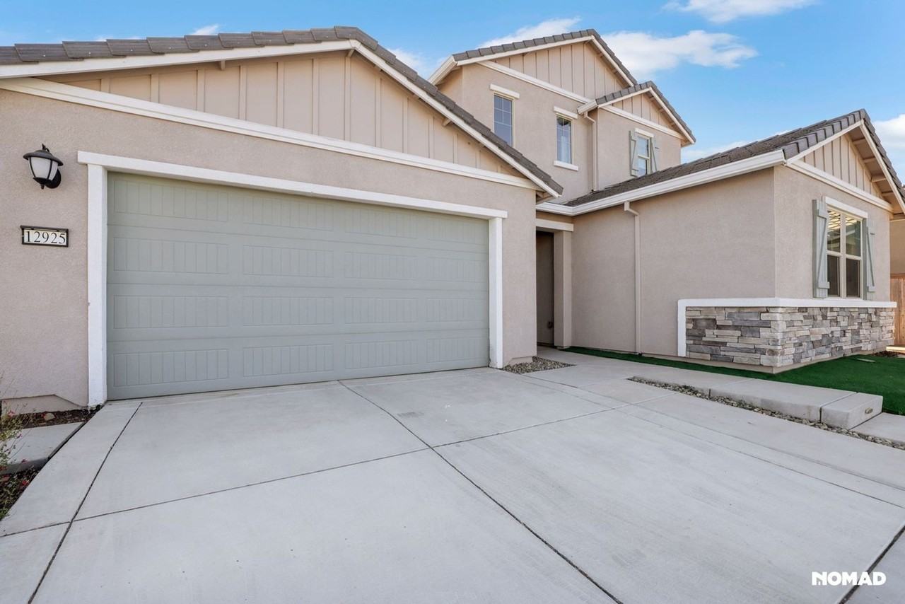 12925 Knightsbrook Ave - Photo 6 of 50