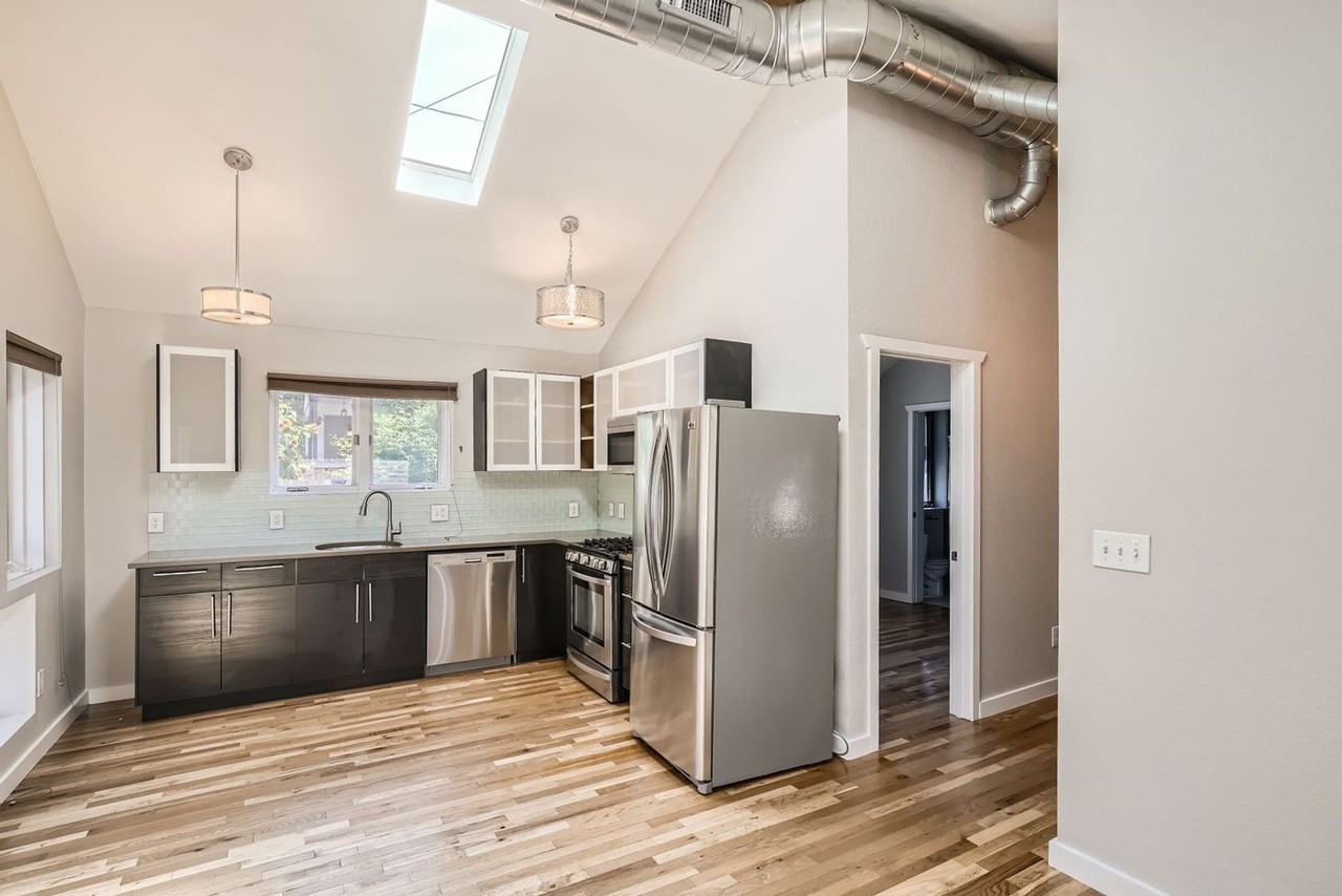 3816 E 11th Ave - Photo 3 of 11