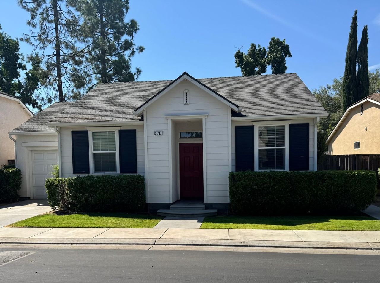 3711 W Pomegranate Ln - Photo 2 of 41