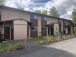 featured image of 129 Nw Adams Pl #D