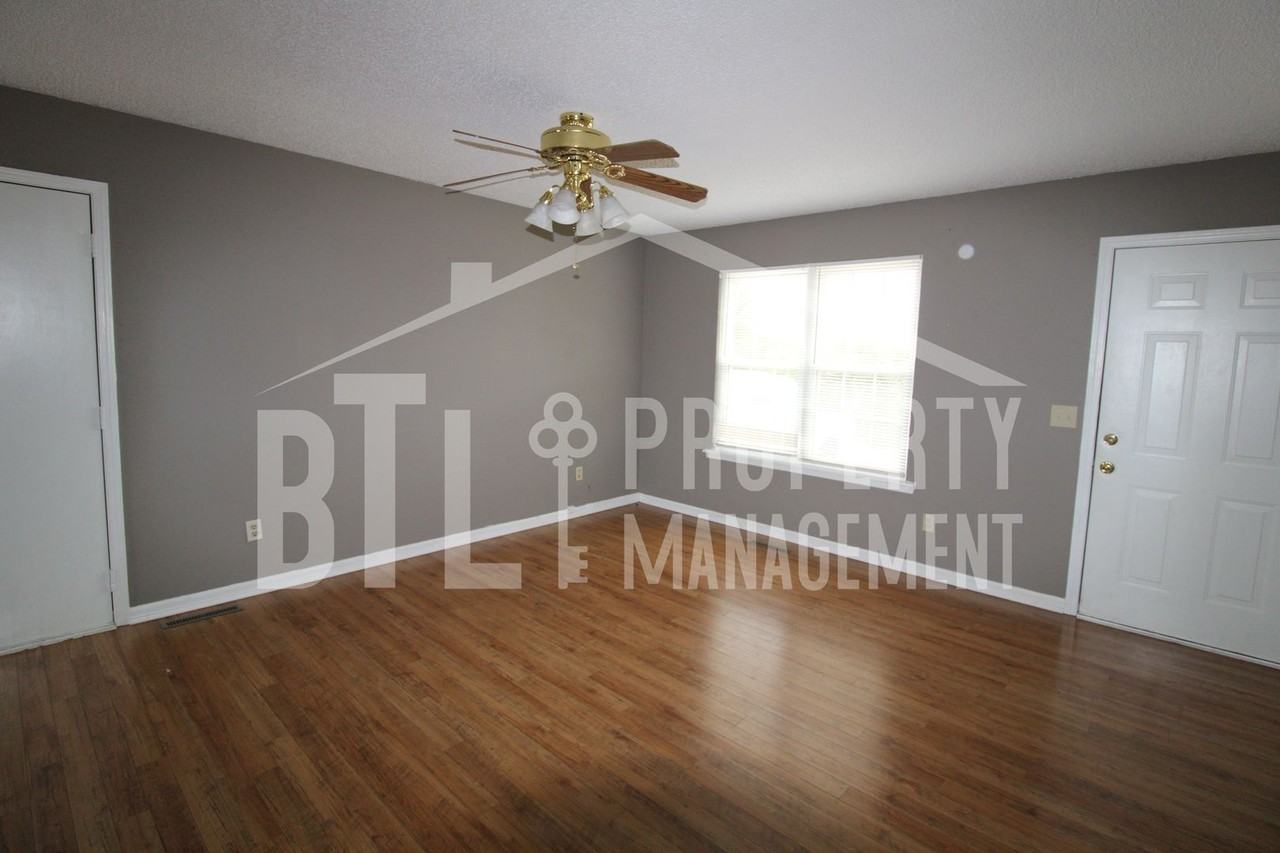 114 Rose Oneill Dr - Photo 5 of 16