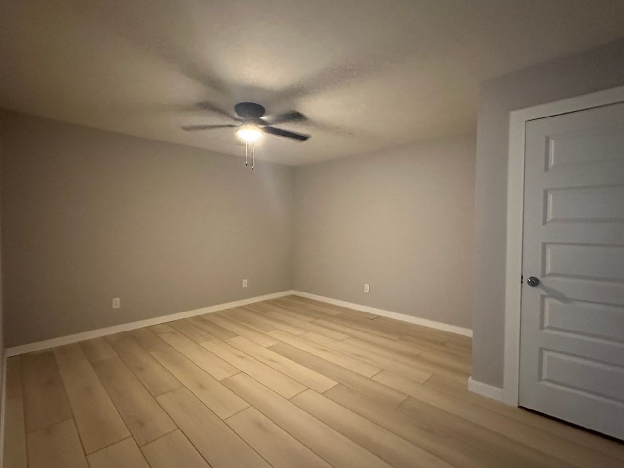 2321 David St #B - Photo 4 of 4