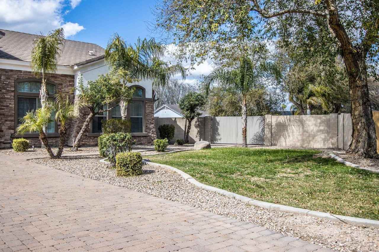 4010 E Aquarius Pl - Photo 2 of 50