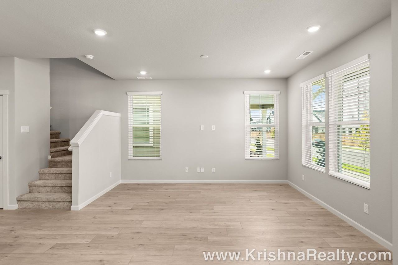 3454 Se 81st Ave - Photo 3 of 21