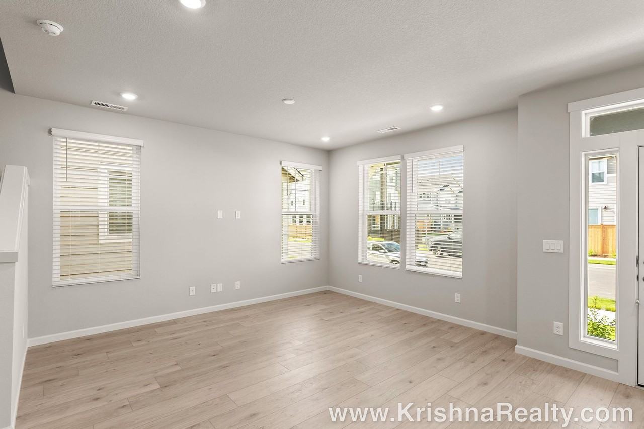 3454 Se 81st Ave - Photo 5 of 21