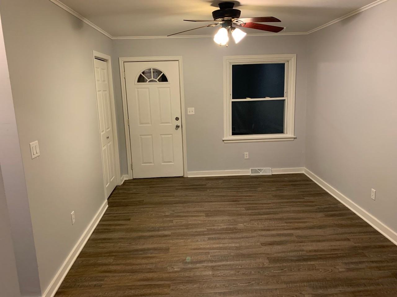 2031 N Nevada Ave - Photo 2 of 13