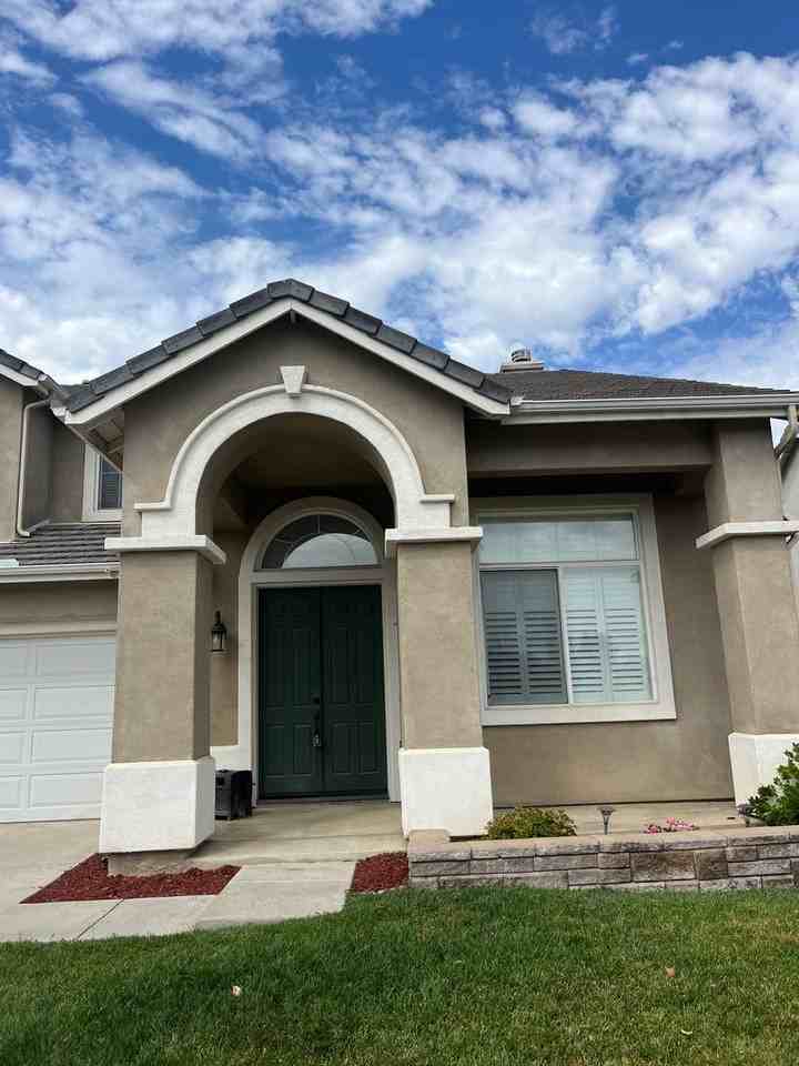 39265 Eternity Ln - Photo 2 of 35