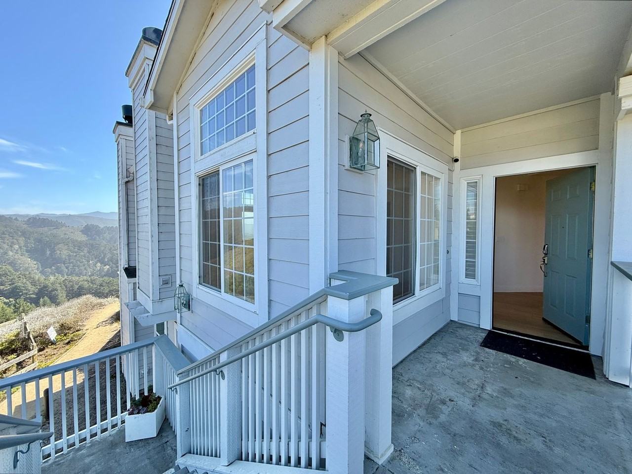 133 Outlook Cir - Photo 3 of 43