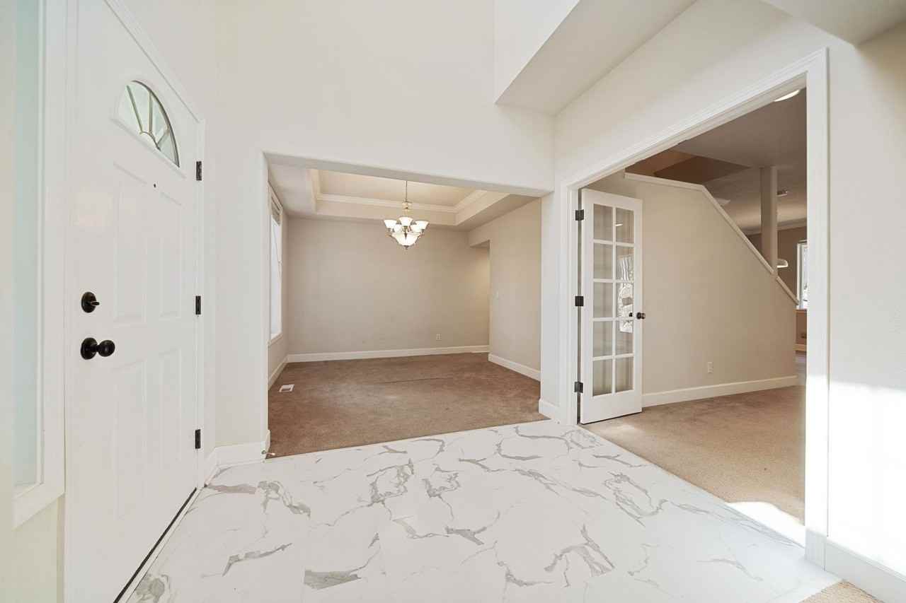 10657 Sw Adele Dr - Photo 4 of 38