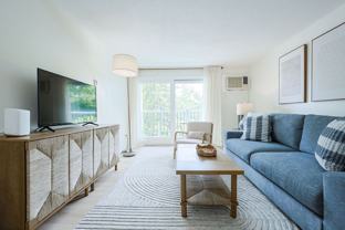 19 Atlantic Rd - Photo 1 of 1