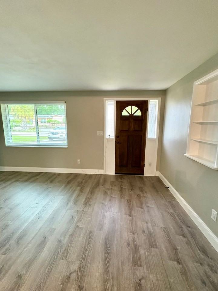 4312 Belleville Ave - Photo 3 of 21