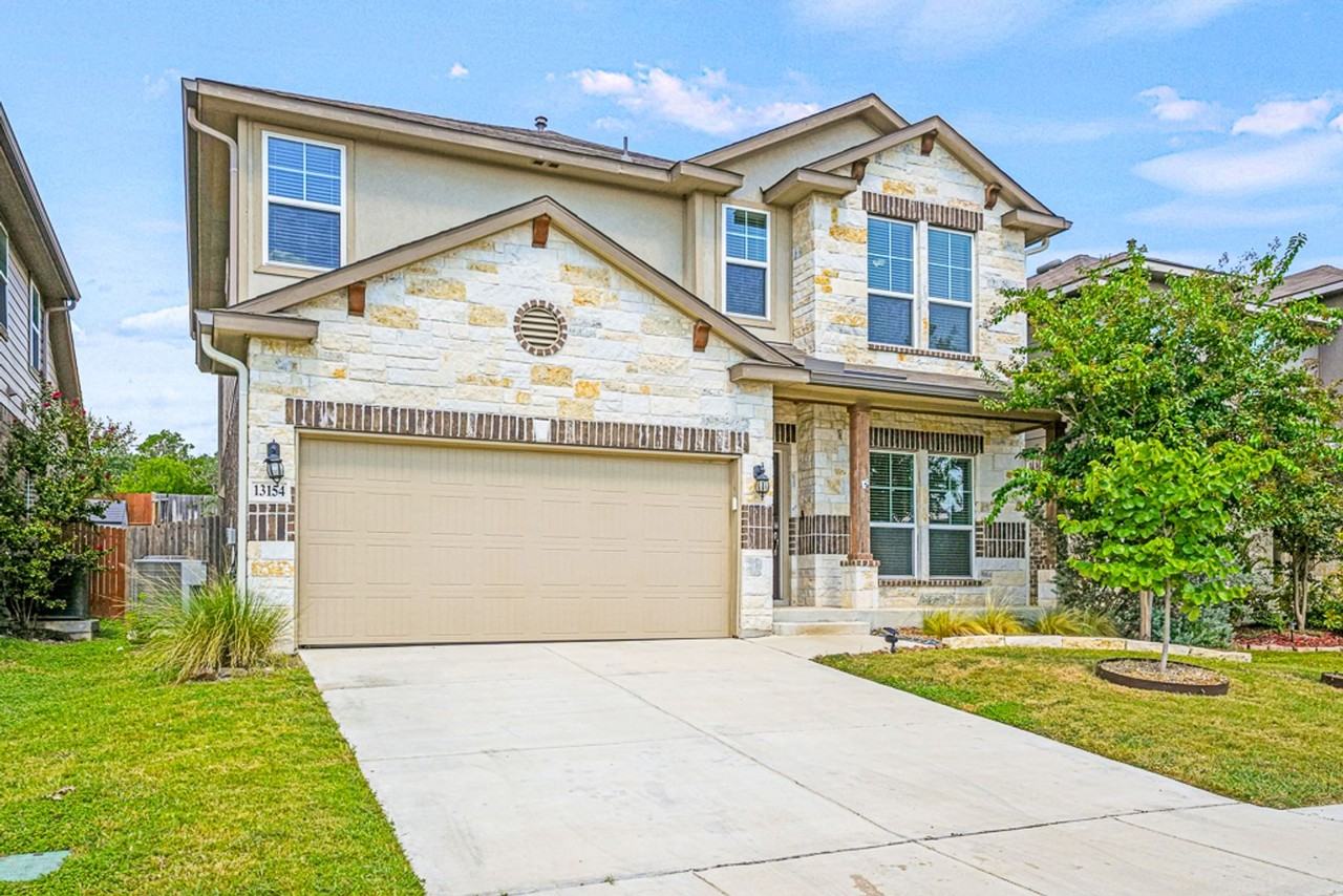13154 Beals Cir - Photo 2 of 39