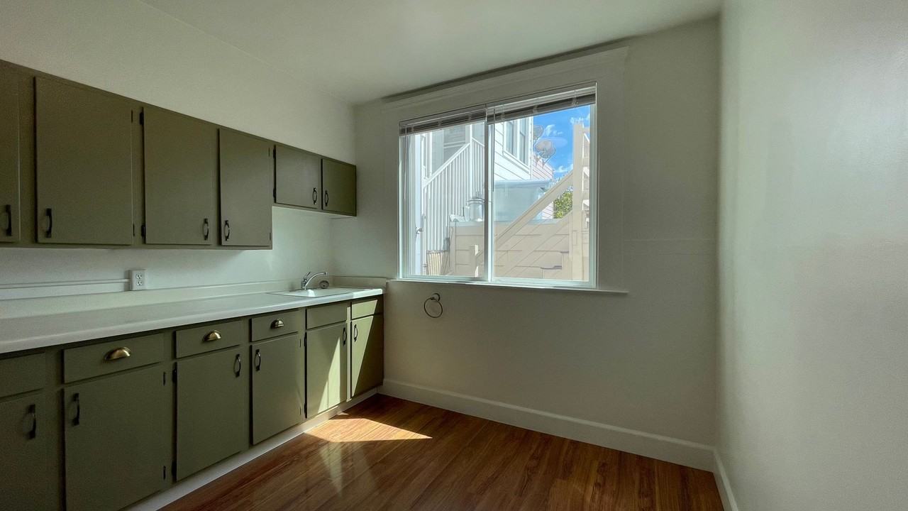 15 Edith St - Photo 2 of 11