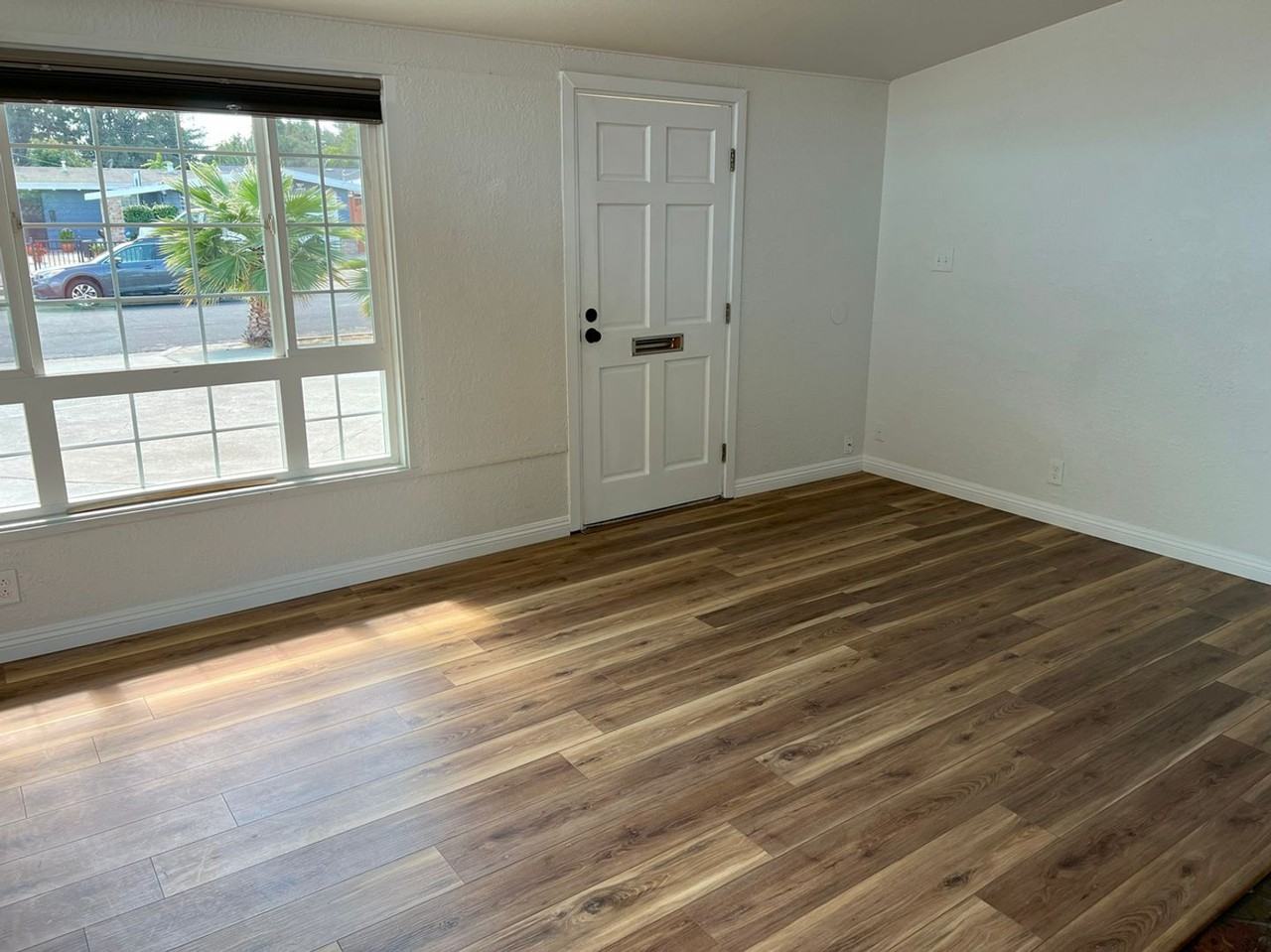 27650 La Porte Ave - Photo 2 of 13