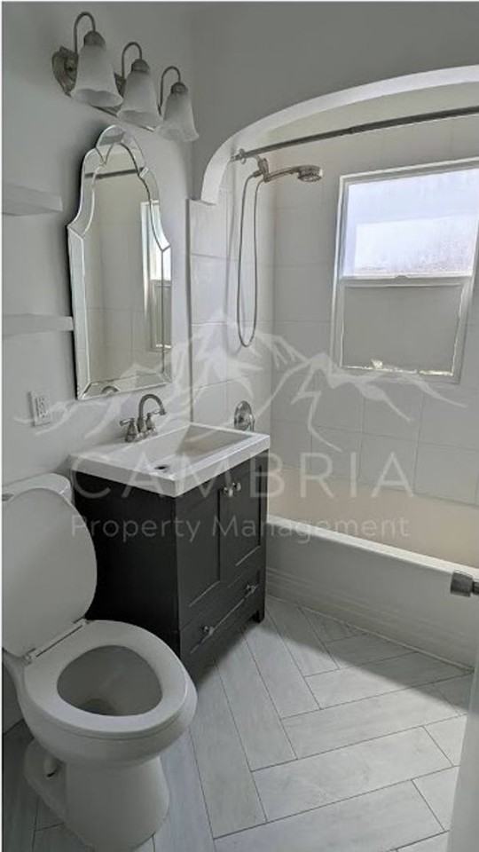 230 E 4500 S - Photo 7 of 11