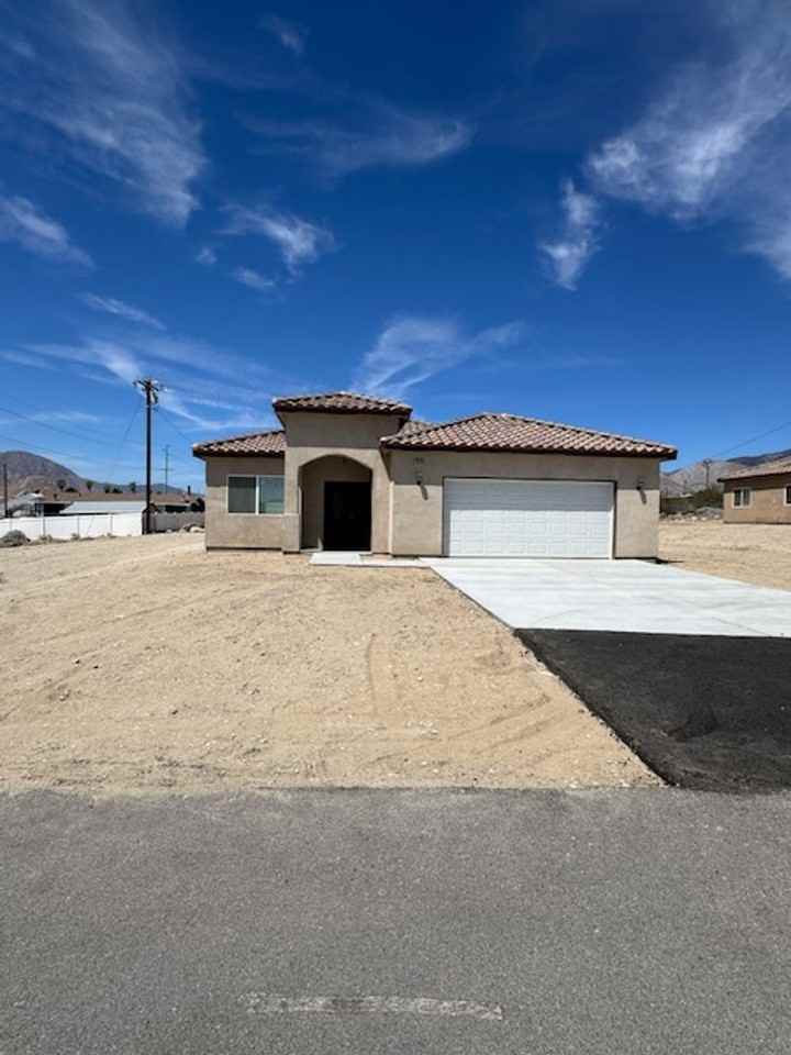 13485 Mesquite Rd - Photo 2 of 45