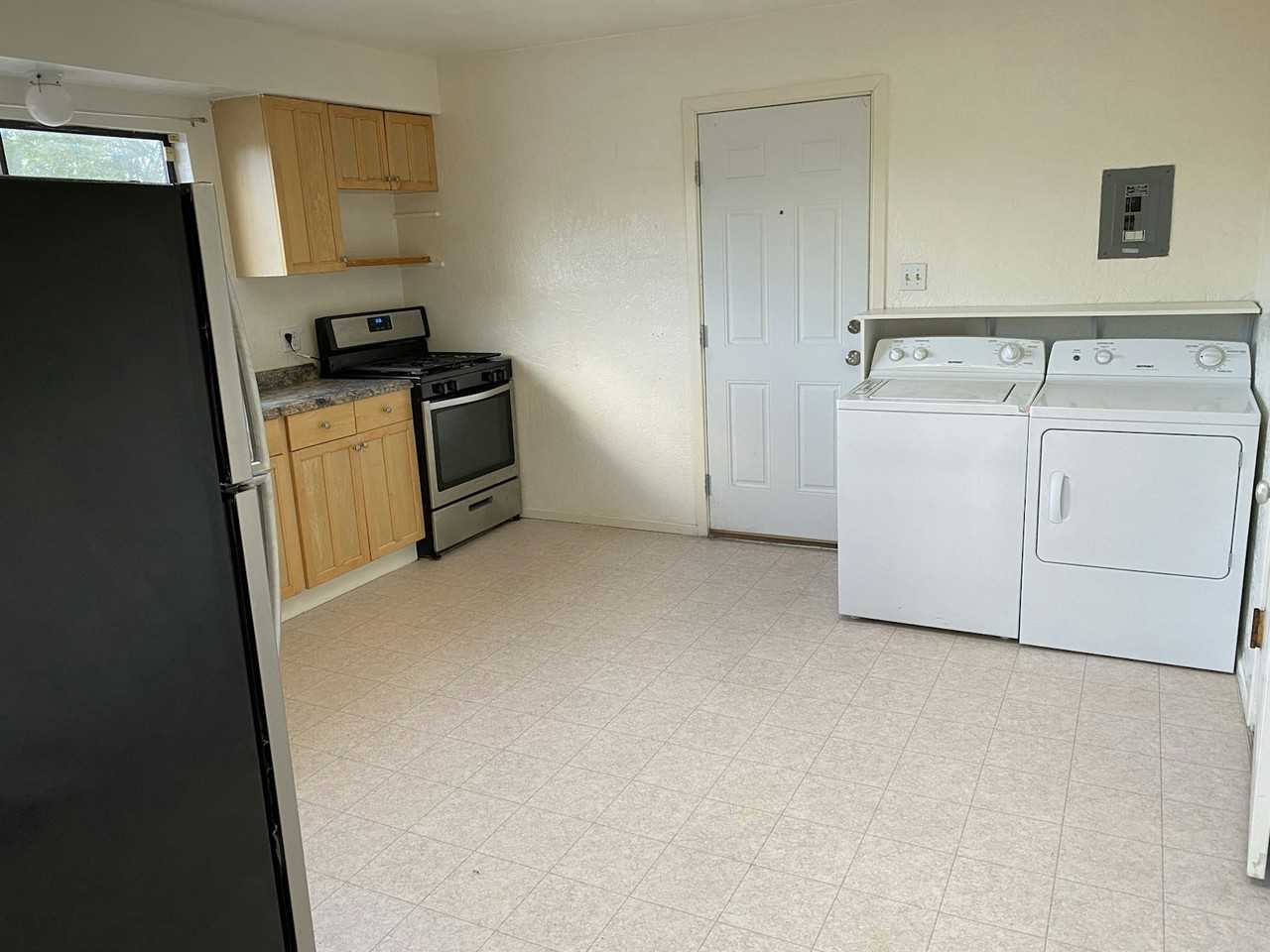 1004 NM-76, Unit B - Photo 6 of 13