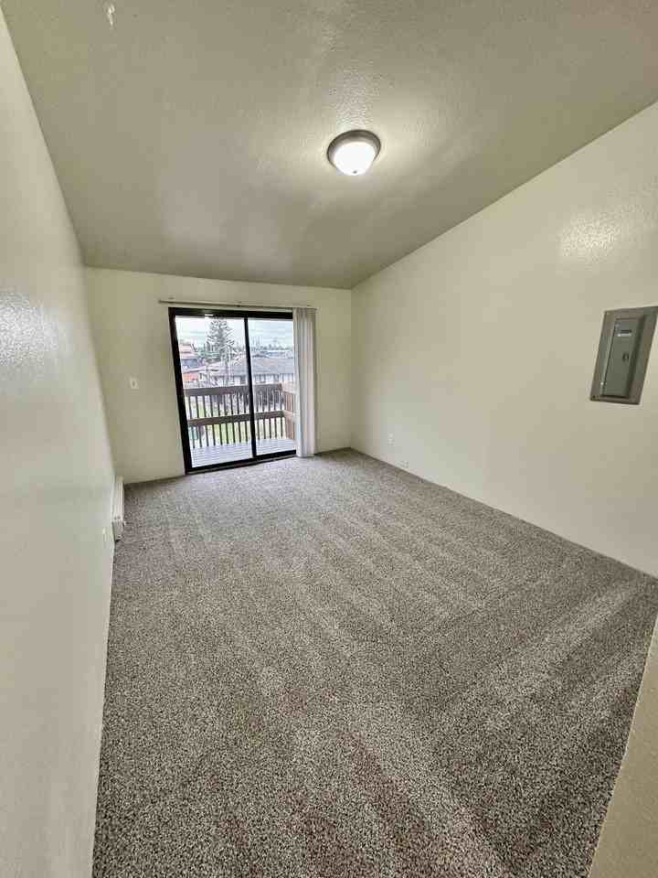 (44) West Midtown Village - Photo 5 of 14