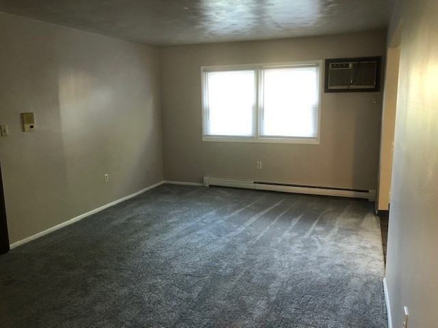 1977 Wolosyn Circle - Photo 2 of 10