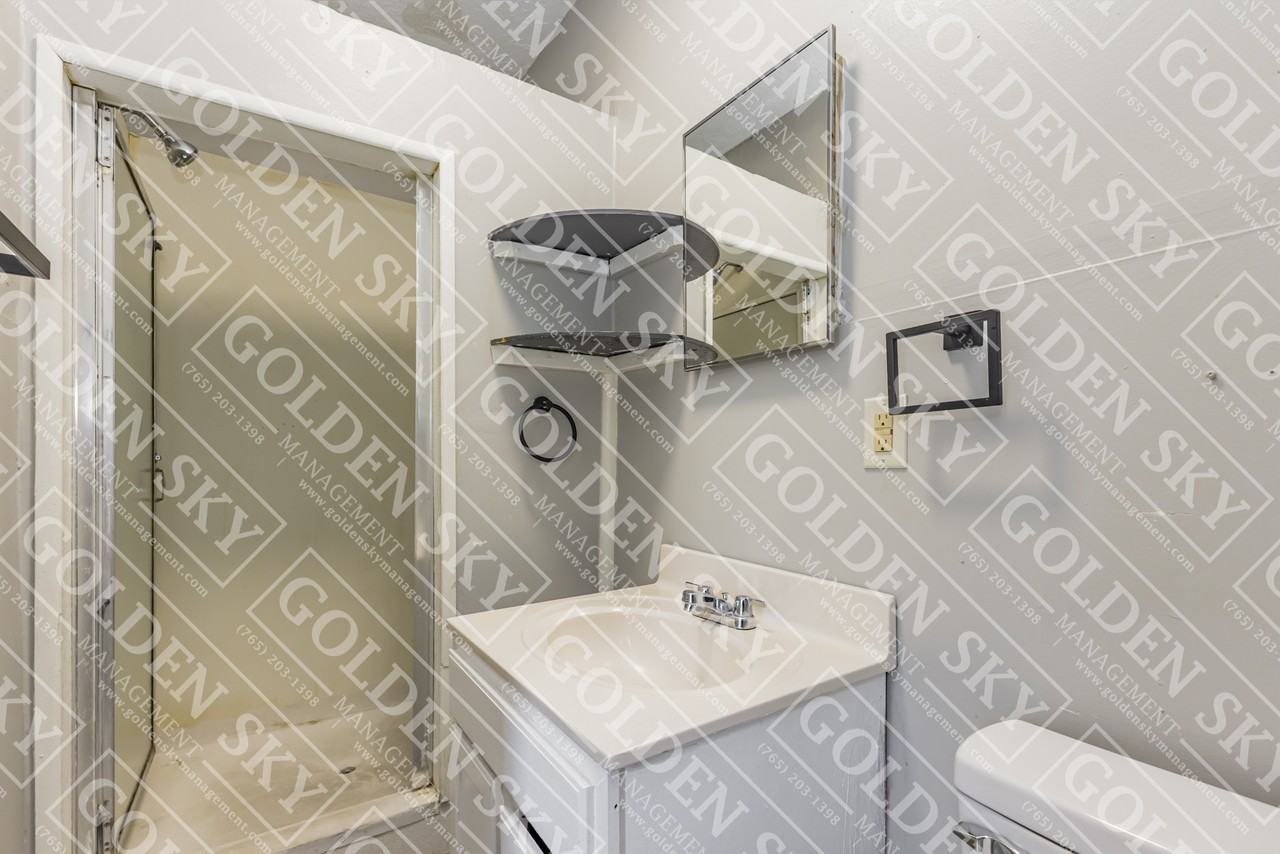 817 West Main Street - Unit C - Photo 4 of 7