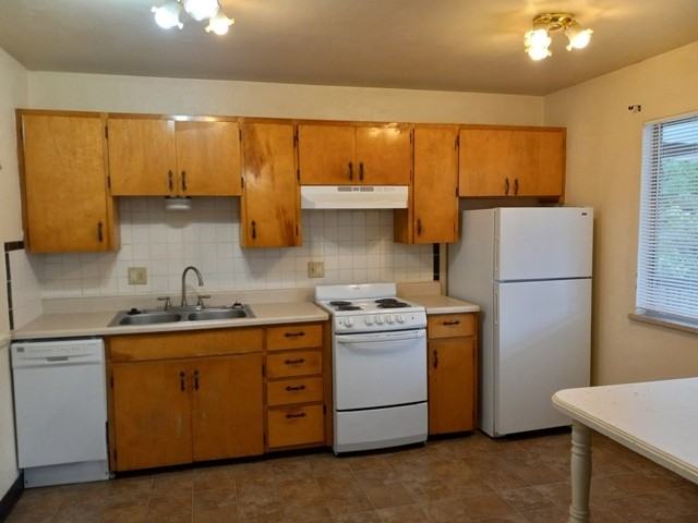 1250 and 1260 Elder Ave - Photo 3 of 11