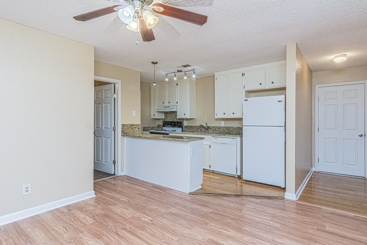 5218 Bernardo De Galvez Avenue - Photo 2 of 15