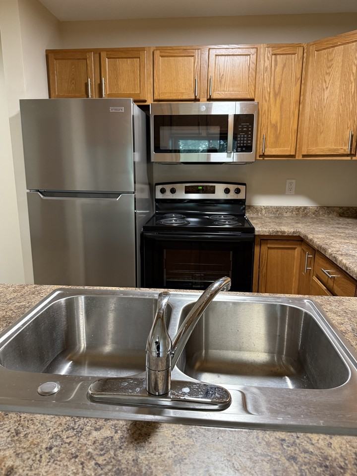 1321 Eastland Estates - Photo 6 of 10