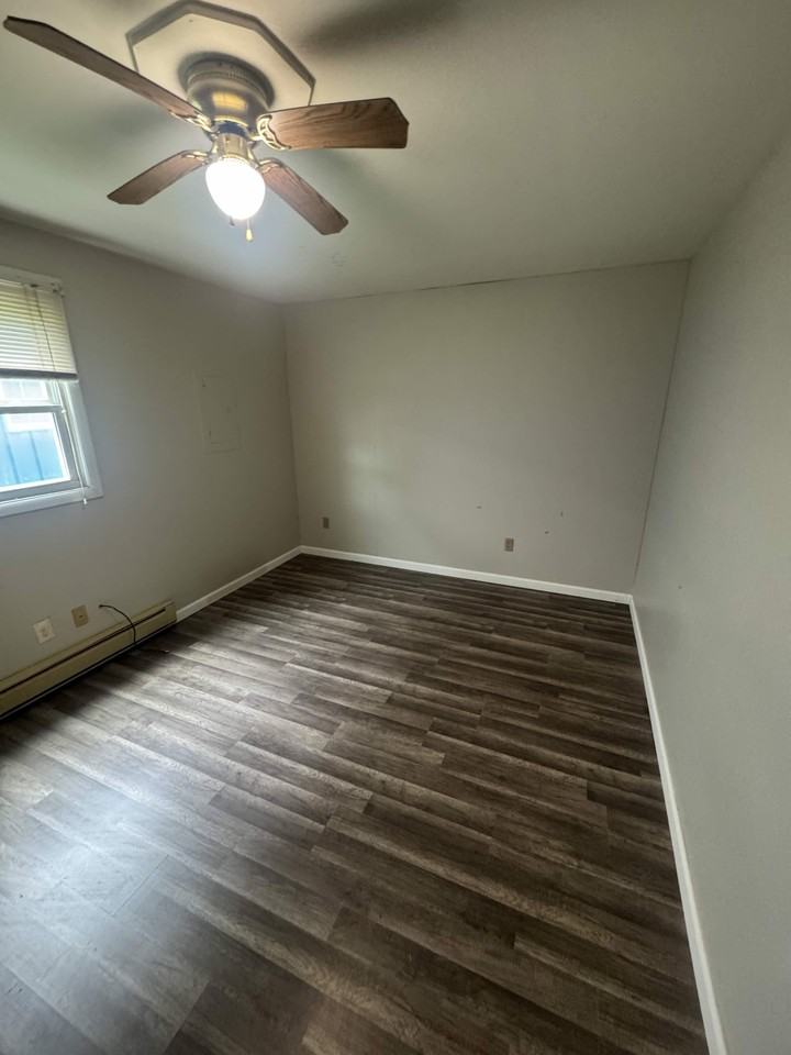 1907 10th Street - Photo 6 of 7