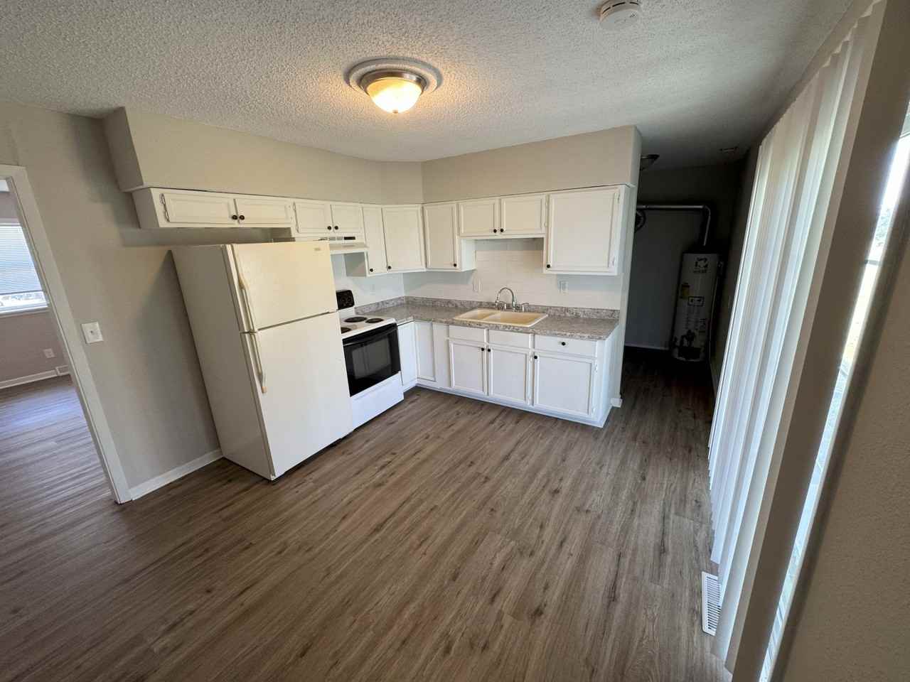 814 Wix Lane - Photo 2 of 12