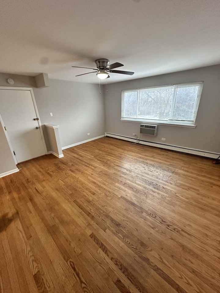 2800 Burr Oak Avenue - Photo 2 of 11