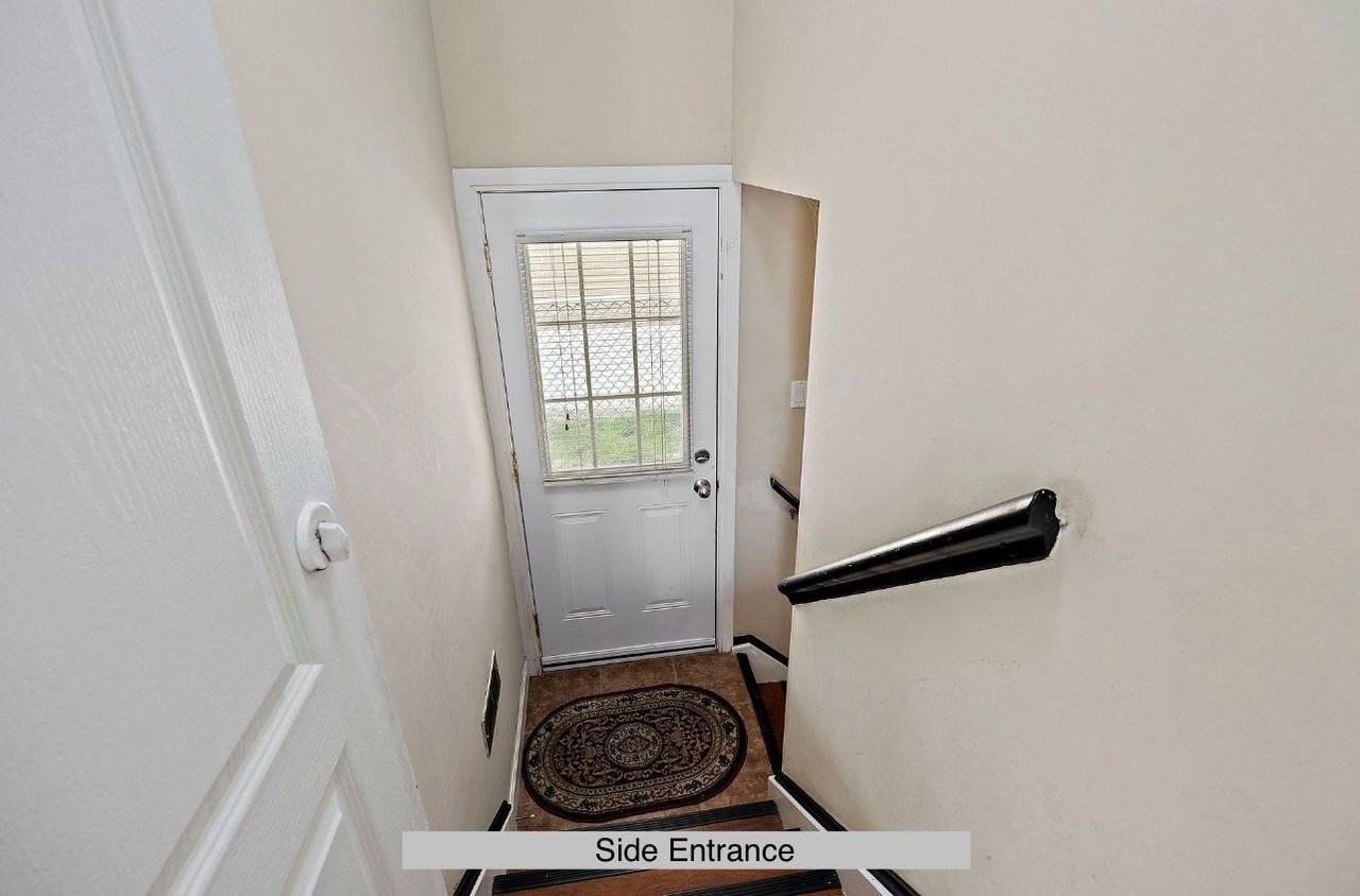 285 The Westway - Photo 3 of 11