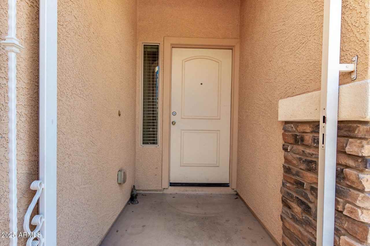 9883 W Harmony Ln - Photo 4 of 30