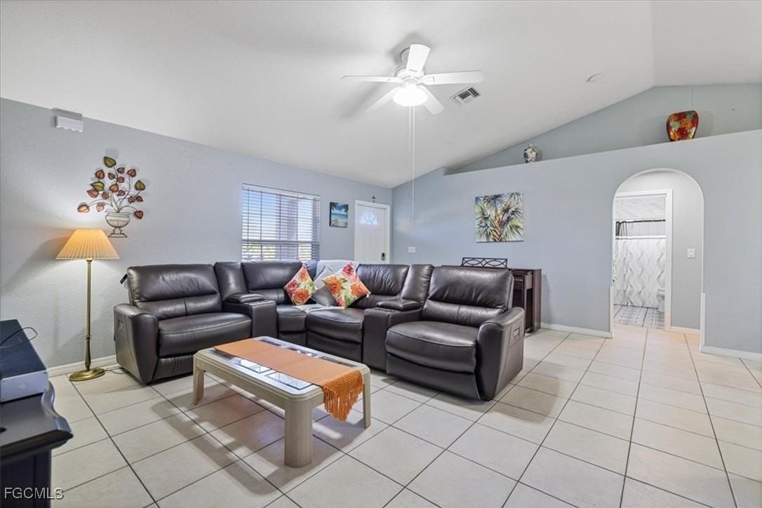 1405 Sw 9th Ave - Photo 5 of 30