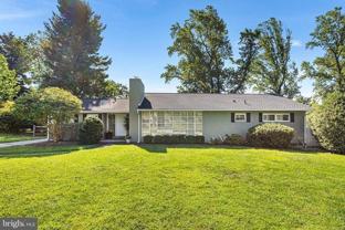 418 School Ln - Photo 1 of 1