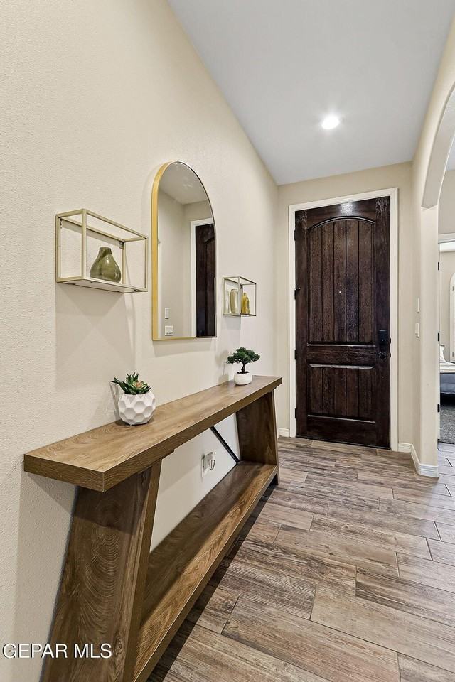 13113 Wellington - Photo 4 of 35