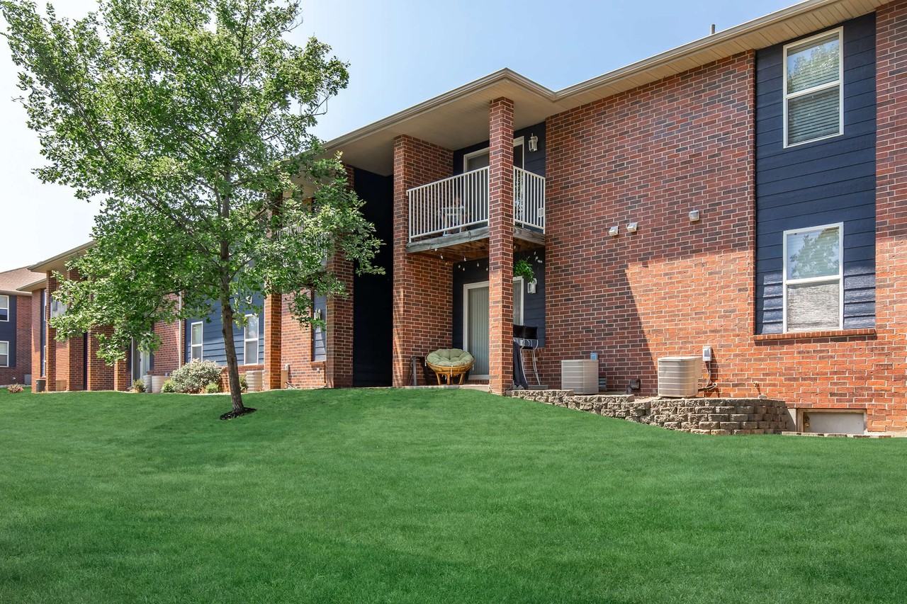 Cambridge Park Apartments - Photo 3 of 25