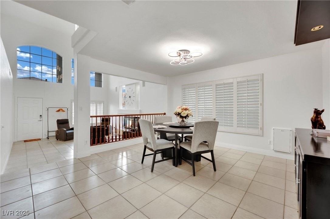 1860 Autumn Gold Ave - Photo 4 of 48