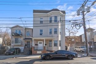 388 S 11th St #2 - Photo 1 of 1