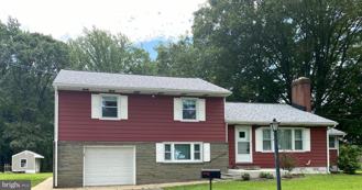1505 Marsh Rd - Photo 1 of 1