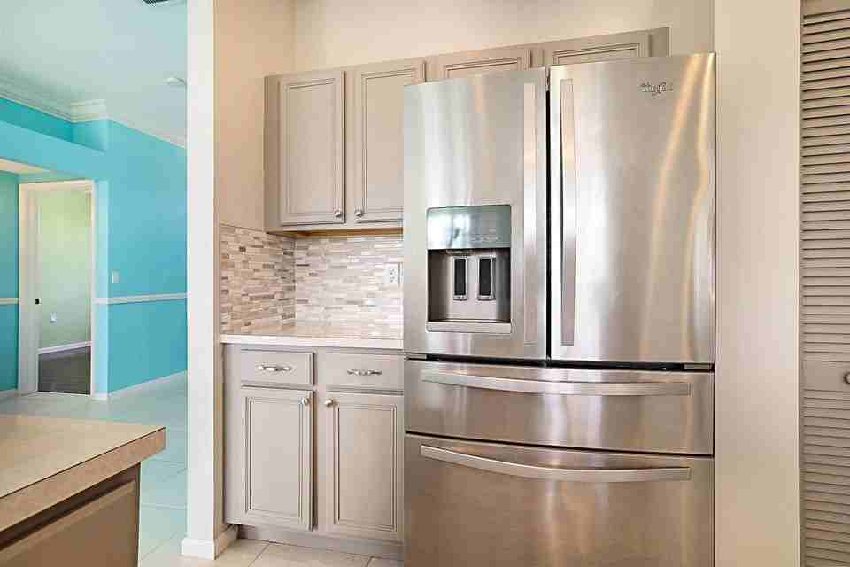 1422 Fairway Circle - Photo 5 of 8