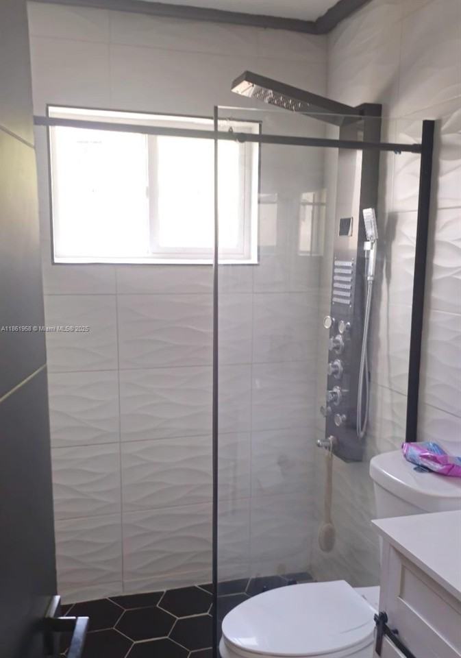 Nw 63rd Ave - Photo 4 of 5