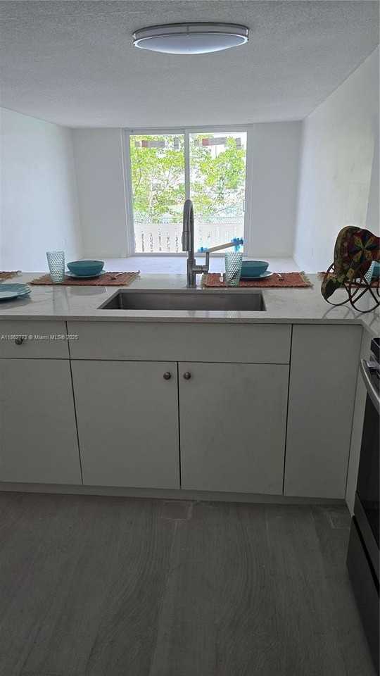 7900 Tatum Waterway Dr #106 - Photo 7 of 20