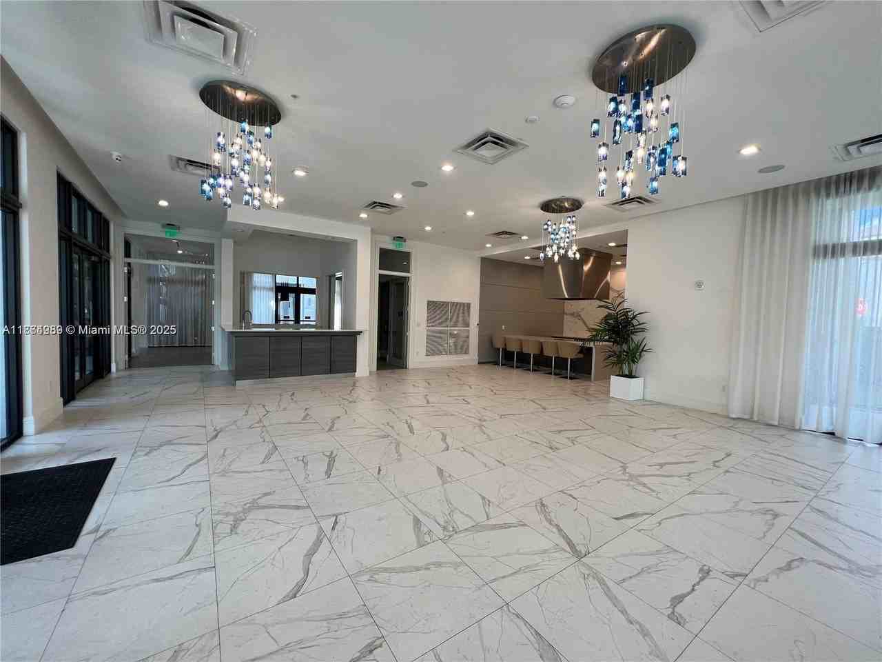 8167 Nw 41st St #E308