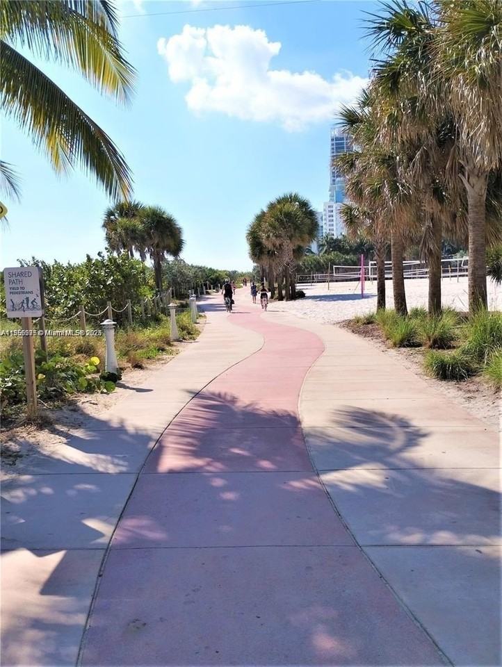 315 83rd St #10 - Photo 7 of 8