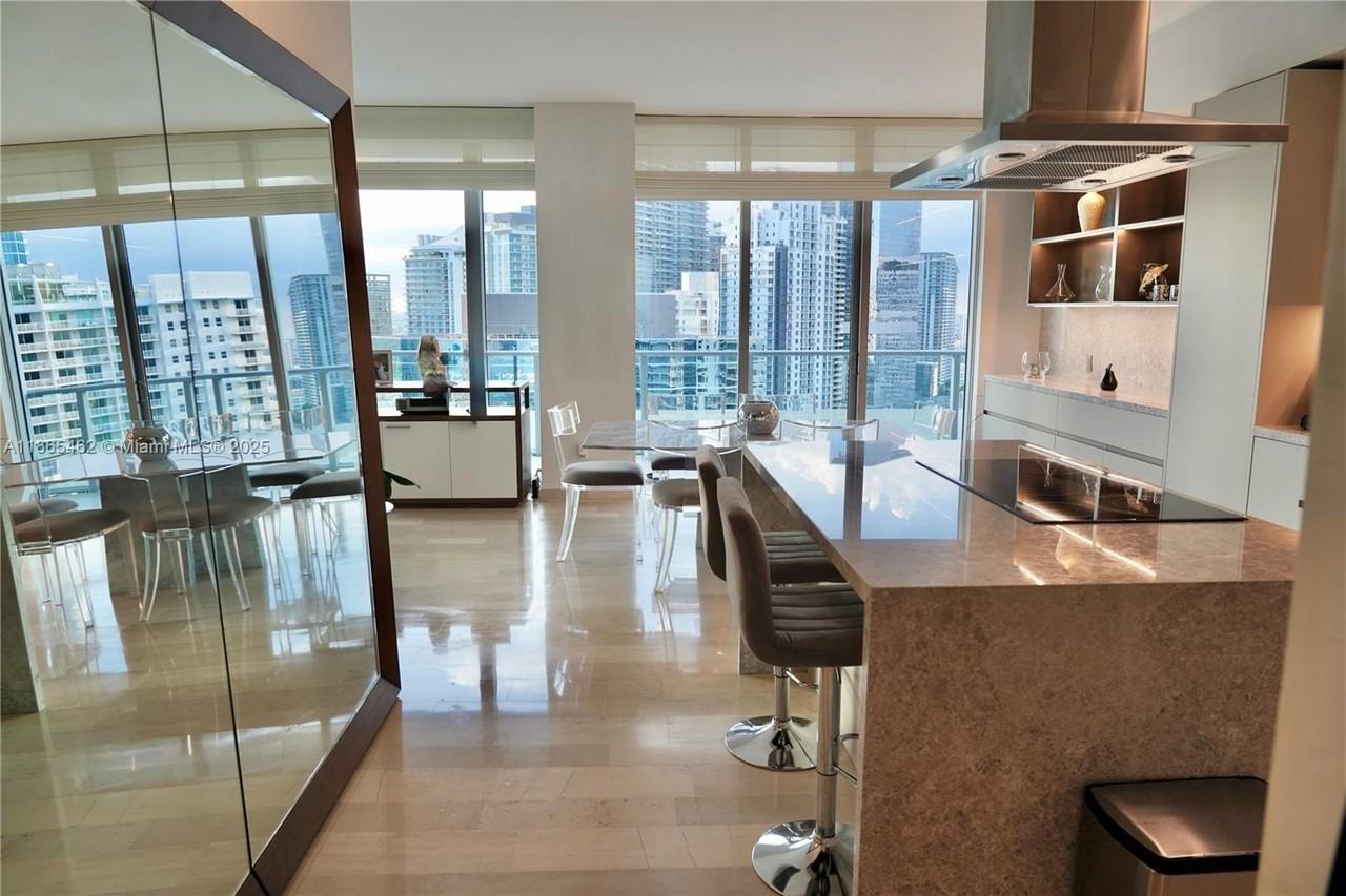 1300 Brickell Bay Drive #3701 - Photo 5 of 30