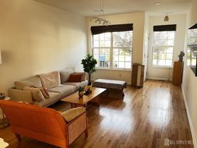 2436 Canterbury Ln - Photo 1 of 1