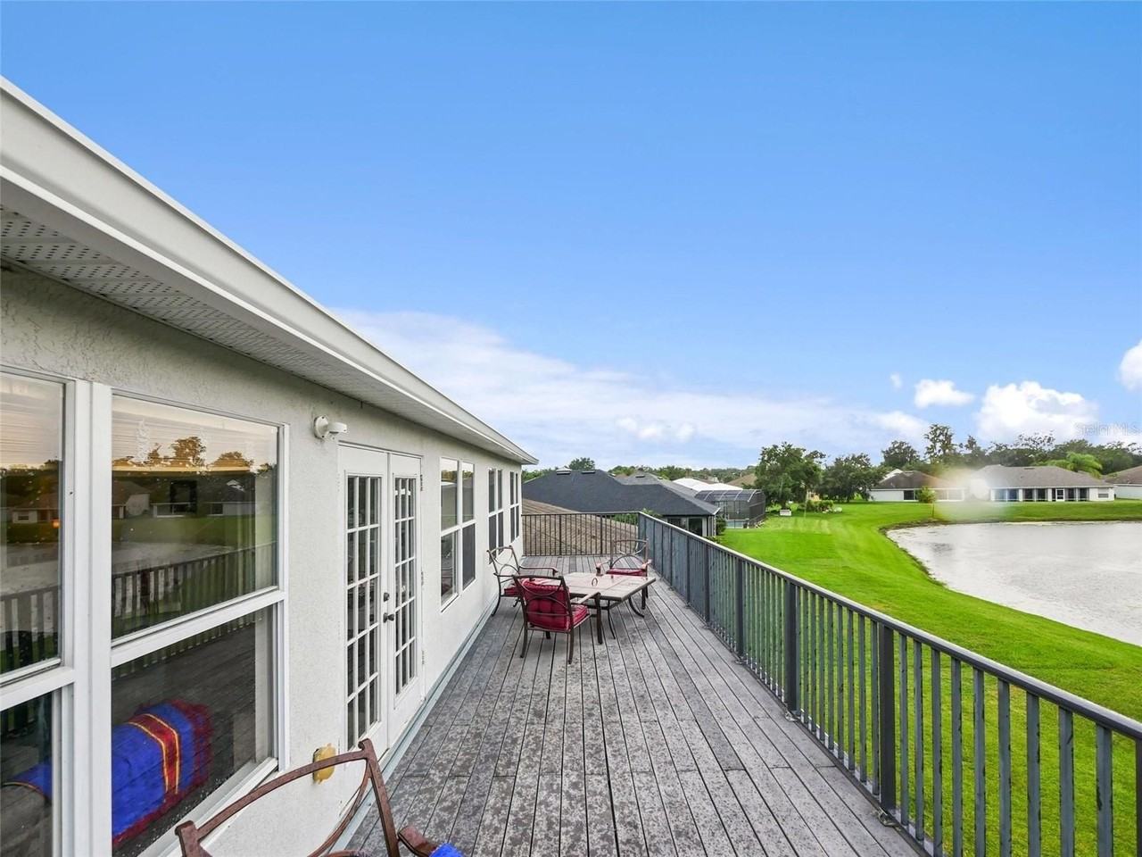 1976 The Oaks Boulevard - Photo 4 of 41