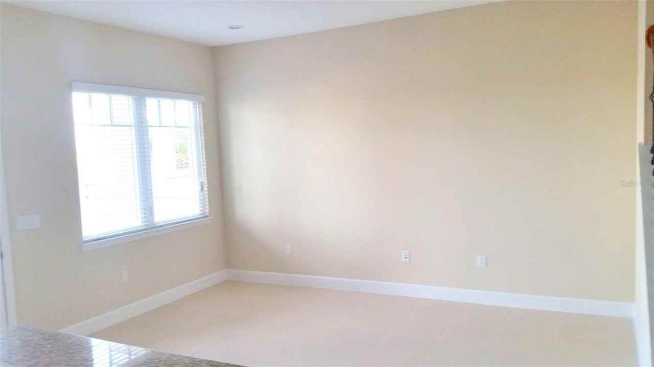 13741 Benavente Ave - Photo 5 of 20